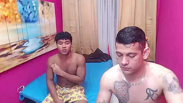 hugecocks hot online show from January 6, 2026, 11:42 pm