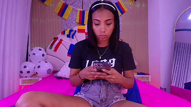 nata luna online show from June 25, 2026, 7:19 pm