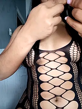 DIORA Latina online show from April 18, 2026, 4:15 am