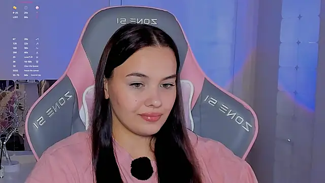  Sweetie  online show from November 12, 2025, 11:03 am