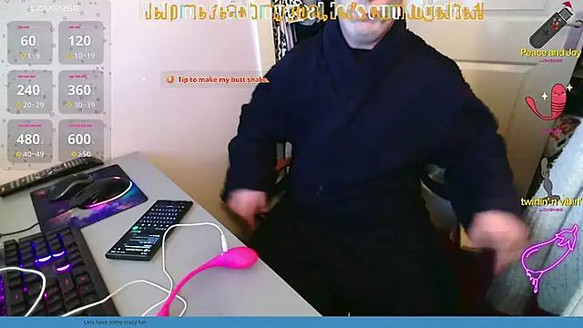 Snapshot of Sexyfunguy1979 chatting on December 4, 2024, 3:15 pm Sexyfunguy1979 online show from December 4, 2024, 3:15 pm