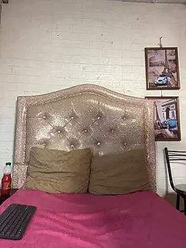 KataleyaStiward online show from November 5, 2025, 12:41 pm