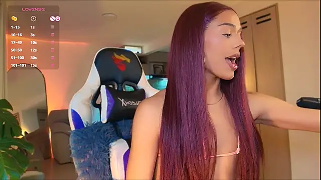  Miss Anna  online show from December 17, 2025, 2:16 am