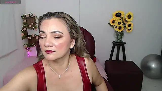 Ghada milf online show from March 3, 2026, 10:06 pm