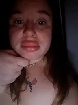 JohannasMishael online show from February 19, 2026, 7:22 pm