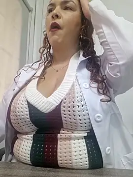 doctora-danna online show from September 20, 2025, 1:27 pm