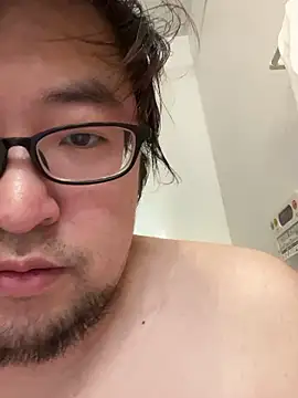 yuuki198912 online show from November 18, 2025, 2:53 pm