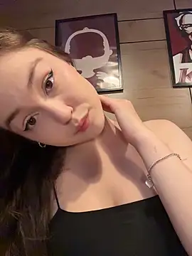 Peachy Dream online show from July 13, 2026, 3:22 pm