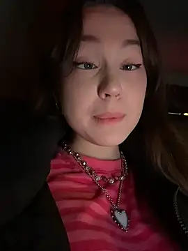 Peachy Dream online show from February 28, 2026, 4:17 pm