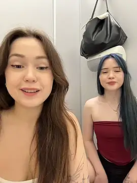 Peachy Dream online show from July 4, 2026, 3:05 pm