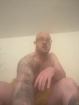 666closetbiboy online show from March 29, 2026, 8:27 am