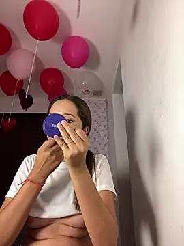 Penelope-Hot online show from February 15, 2025, 9:39 pm