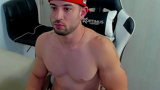 Snapshot of dafboy1 chatting on November 3, 2025, 1:15 pm dafboy1 online show from November 3, 2025, 1:15 pm