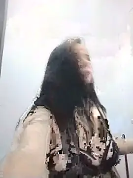 Snapshot of AdelinaJude chatting on June 4, 2026, 4:44 pm AdelinaJude online show from June 4, 2026, 4:44 pm