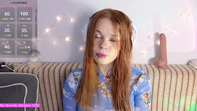 Snapshot of ValBae chatting on November 23, 2025, 9:47 pm ValBae online show from November 23, 2025, 9:47 pm