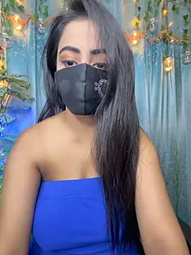 Snapshot of Monabby97 chatting on December 14, 2025, 5:18 pm Monabby97 online show from December 14, 2025, 5:18 pm