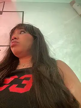 Snapshot of ailynBlaze chatting on February 22, 2025, 3:14 pm ailynBlaze online show from February 22, 2025, 3:14 pm