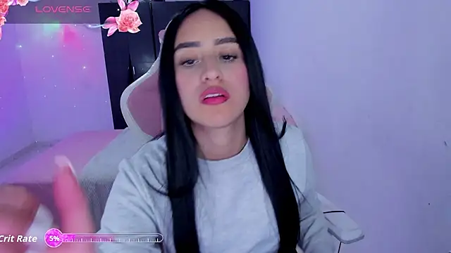 Tinylottie online show from March 10, 2026, 8:24 pm