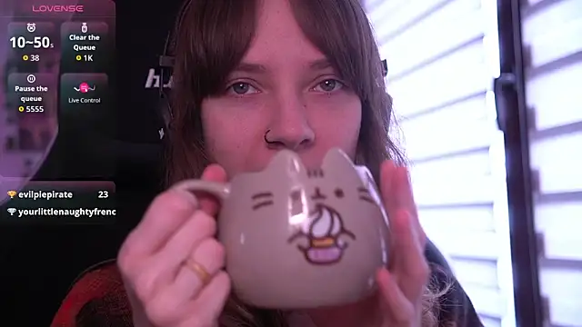 juliapie online show from January 15, 2026, 10:07 am