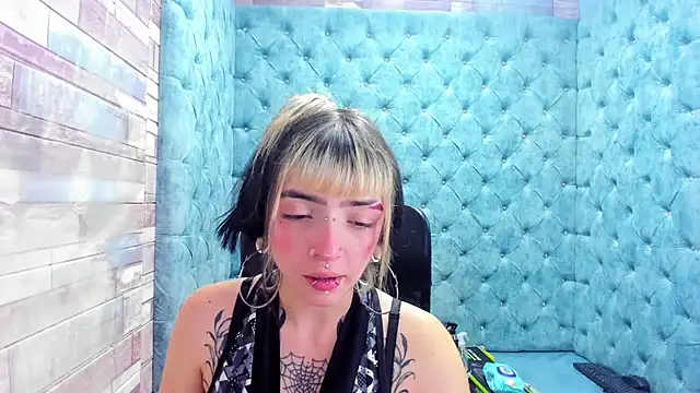 Snapshot of Samantha_Smiith chatting on February 4, 2026, 3:23 am Samantha Smiith online show from February 4, 2026, 3:23 am