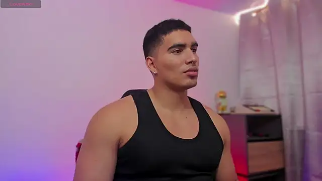 JamesGraay online show from October 22, 2025, 2:49 pm