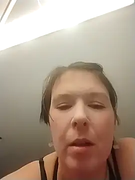 KatieBARBiE98 online show from February 8, 2026, 10:29 pm