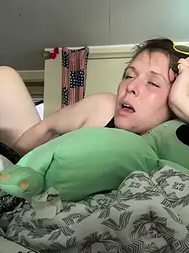 KatieBARBiE98 online show from June 5, 2026, 10:43 am