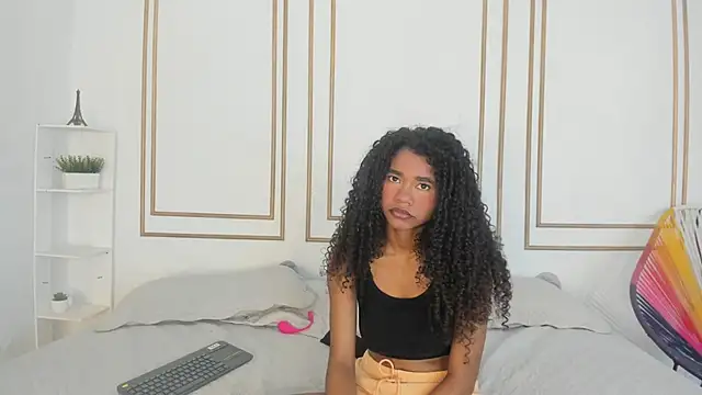 Snapshot of ashley_lemus chatting on February 27, 2025, 12:34 pm ashley lemus online show from February 27, 2025, 12:34 pm