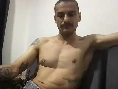 Snapshot of HorrorotikA chatting on March 31, 2026, 4:03 am HorrorotikA online show from March 31, 2026, 4:03 am