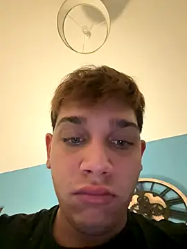 calleaaaa online show from October 9, 2025, 4:24 am