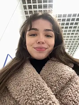 pantyless online show from February 10, 2026, 11:48 pm