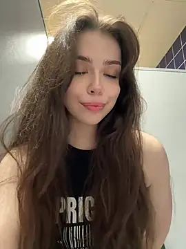 Snapshot of pantyless chatting on July 9, 2026, 10:31 pm pantyless online show from July 9, 2026, 10:31 pm
