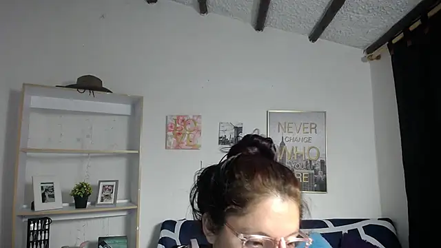 Snapshot of Sian__1 chatting on January 15, 2025, 7:12 pm Sian 1 online show from January 15, 2025, 7:12 pm