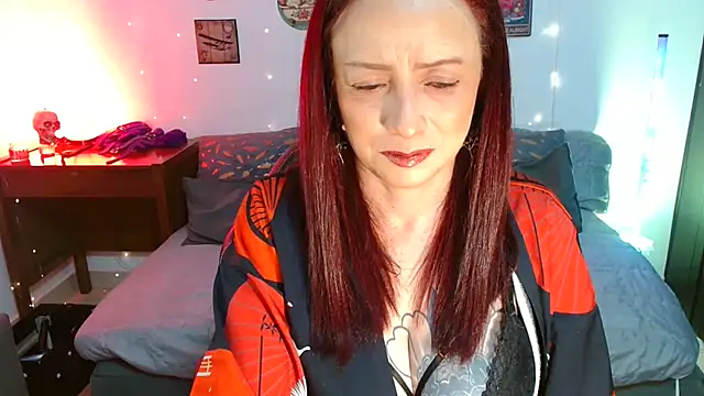 catalinamommyx online show from February 12, 2026, 2:11 am