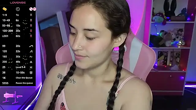 Snapshot of redbarbiedollx chatting on October 7, 2025, 9:38 pm redbarbiedollx online show from October 7, 2025, 9:38 pm