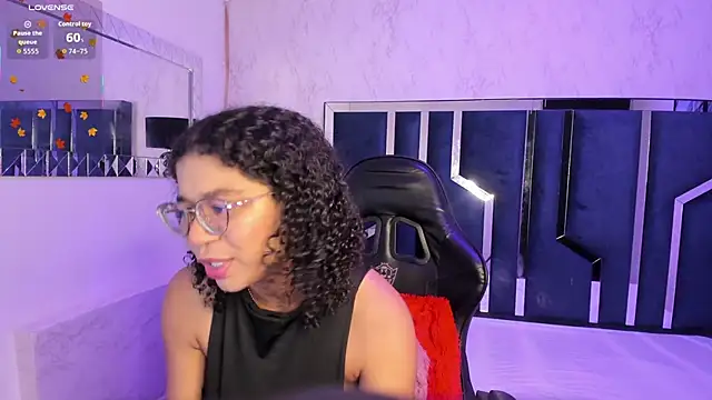 MilaHall  online show from October 14, 2025, 3:51 am