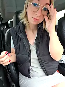 Giuliana baby online show from October 30, 2025, 8:45 am