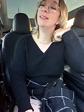 Snapshot of Giuliana_baby chatting on November 30, 2025, 7:53 am Giuliana baby online show from November 30, 2025, 7:53 am