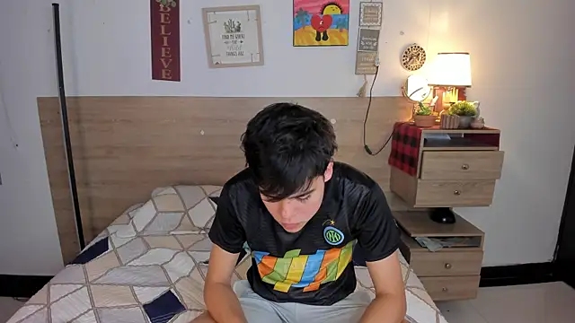 justinbiler online show from January 9, 2026, 2:46 pm