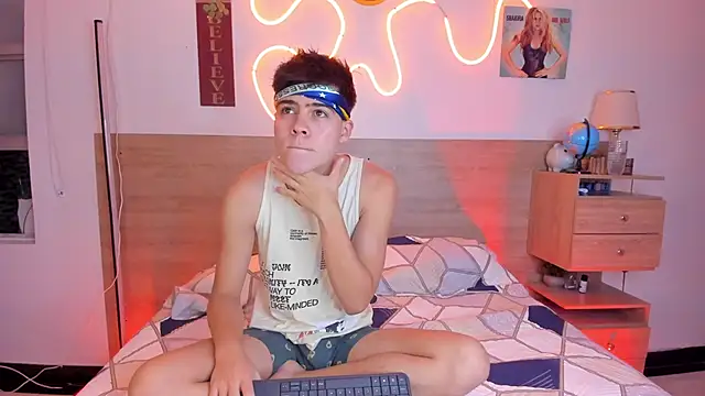 justinbiler online show from October 19, 2025, 12:41 pm