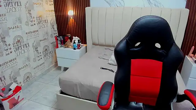 CAMILAGRAY online show from February 10, 2026, 12:04 pm