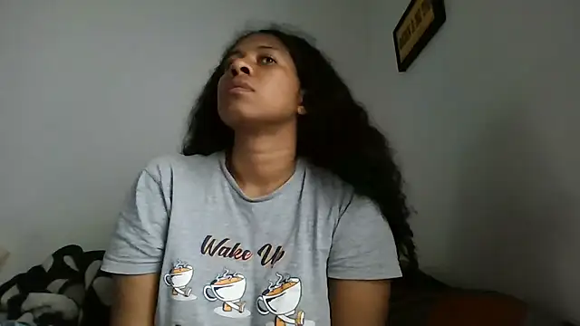 Snapshot of Ivon-09 chatting on October 30, 2025, 11:41 am Ivon-09 online show from October 30, 2025, 11:41 am