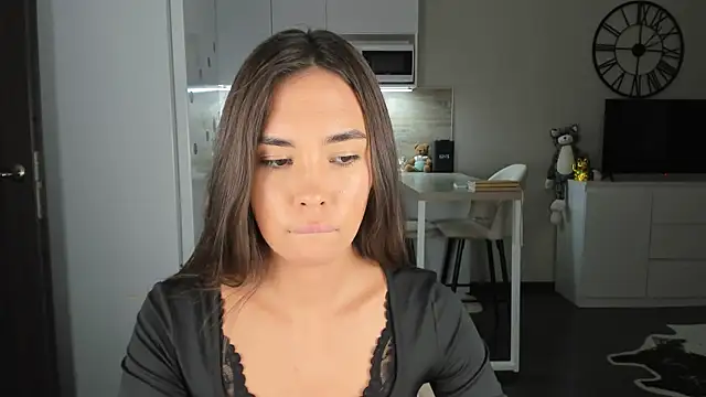 nilliluv online show from November 28, 2025, 6:52 pm