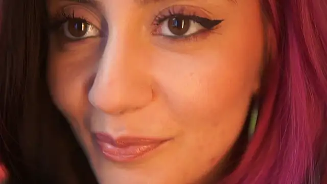 SabrinaHope online show from December 1, 2025, 10:10 pm