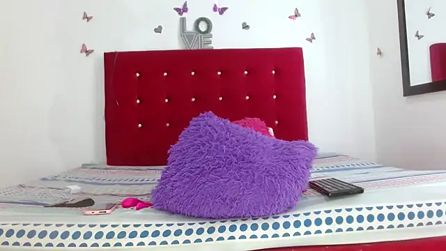 Snapshot of kattysex74 chatting on October 24, 2025, 3:11 pm kattysex74 online show from October 24, 2025, 3:11 pm