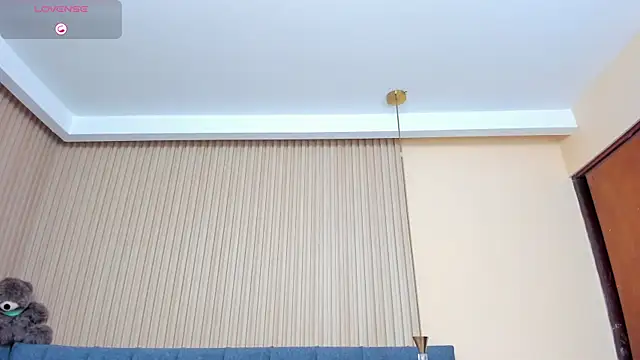 kathecute   online show from March 25, 2026, 1:39 am