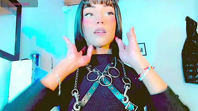 HELEM  S7 online show from March 3, 2025, 5:31 pm