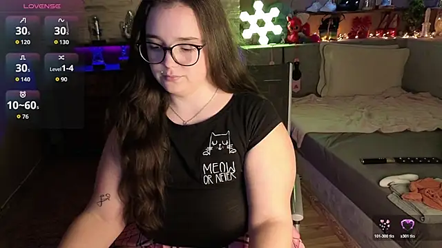 Kimberly-Caprice online show from February 5, 2026, 7:10 pm