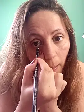 SofiEstevez online show from September 18, 2025, 4:43 pm