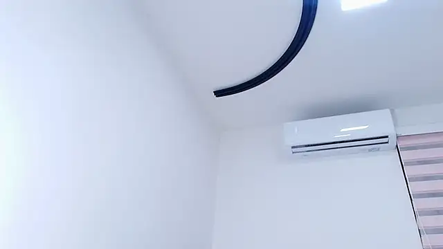 nicol f online show from January 16, 2026, 3:10 am